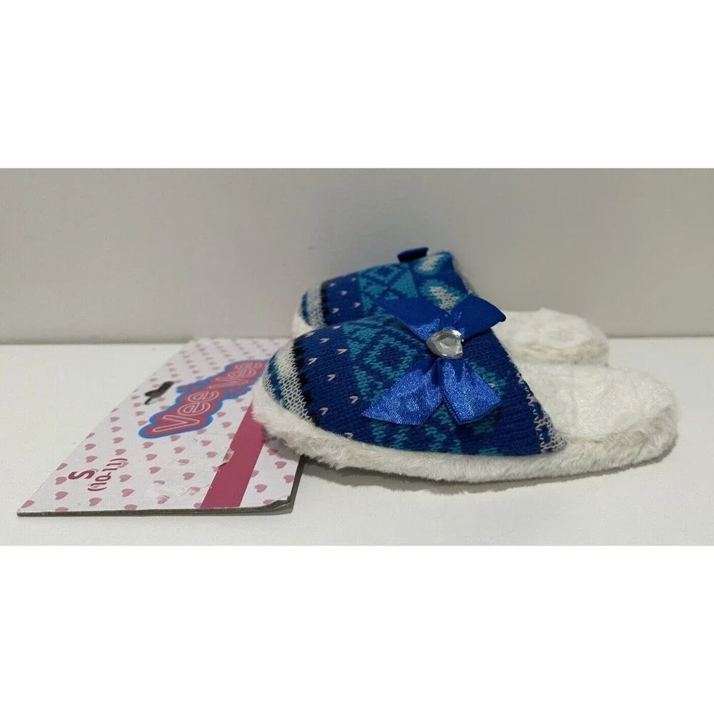 Vee Vee girl size small 10/11 slip on blue slipper geometric heart print and bow